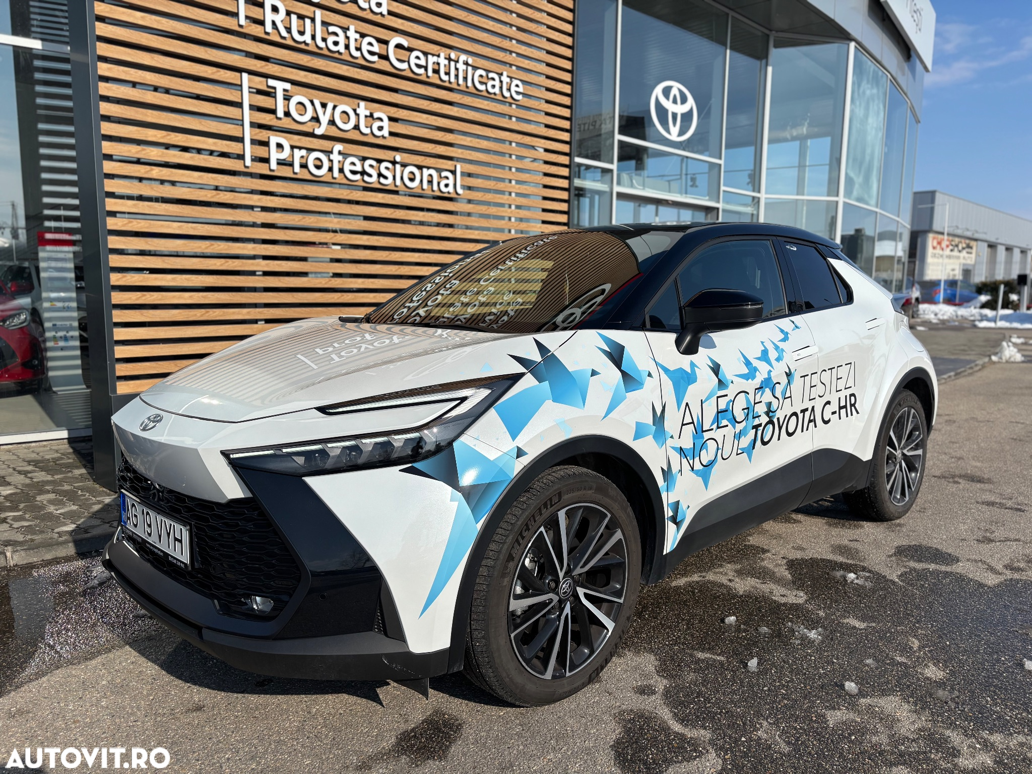 Toyota C-HR 2.0 PHEV 223 CP 4x2 CVT Exclusive - 2