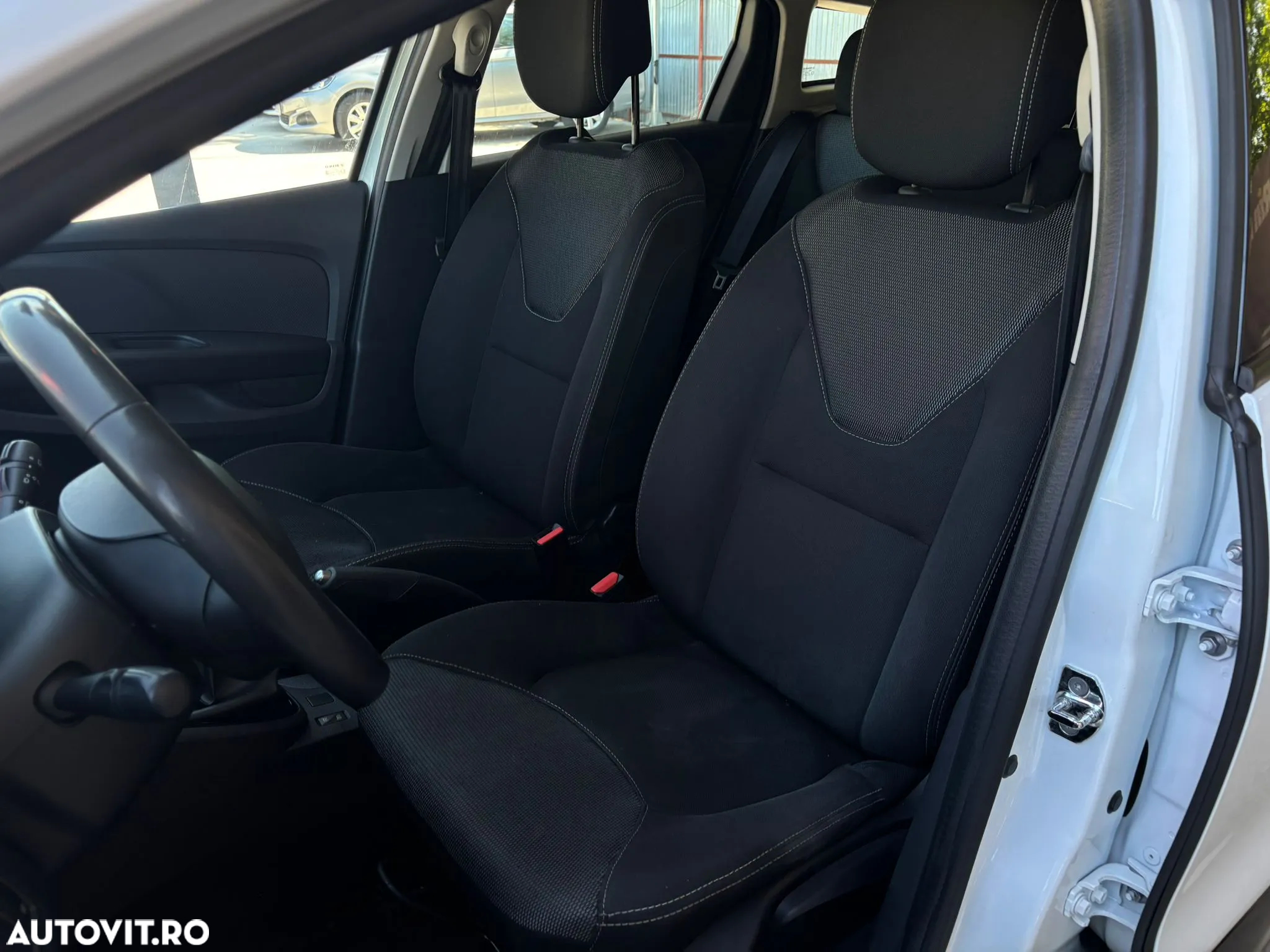 Renault Clio IV 0.9 TCe Life - 16