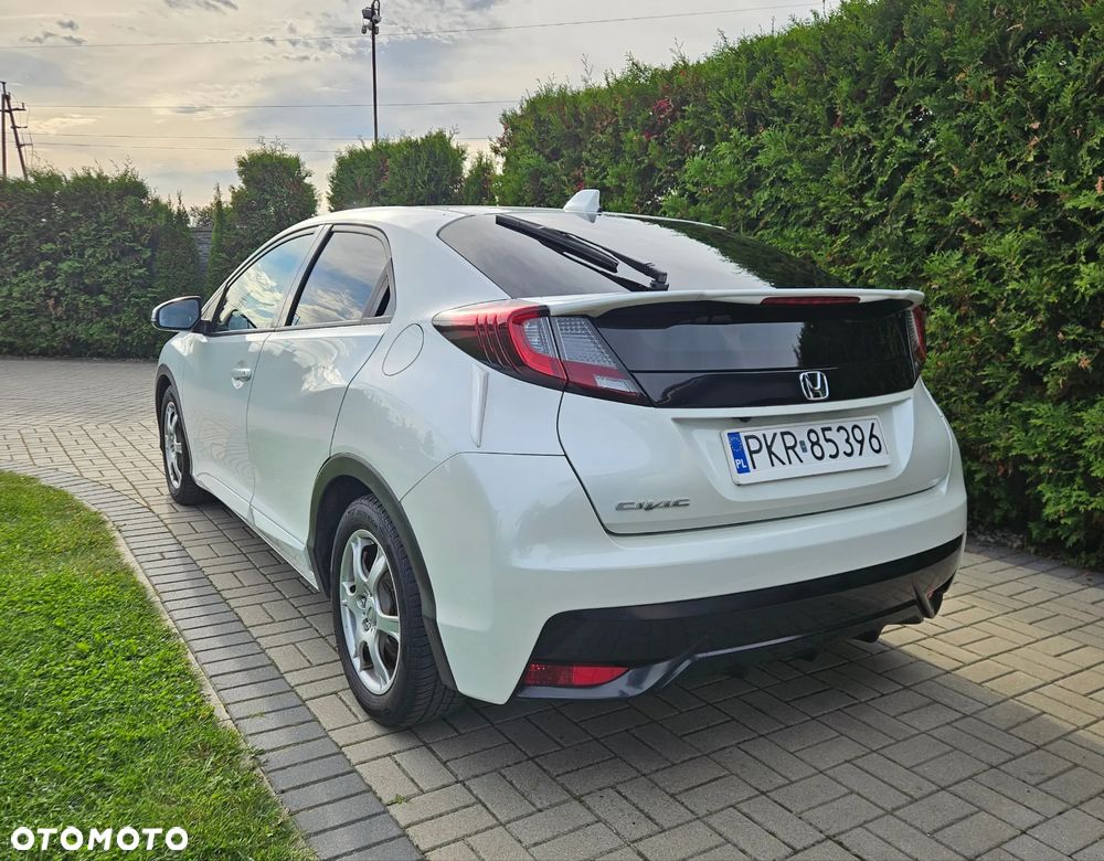 Honda Civic 1.8 i-VTEC Lifestyle - 13