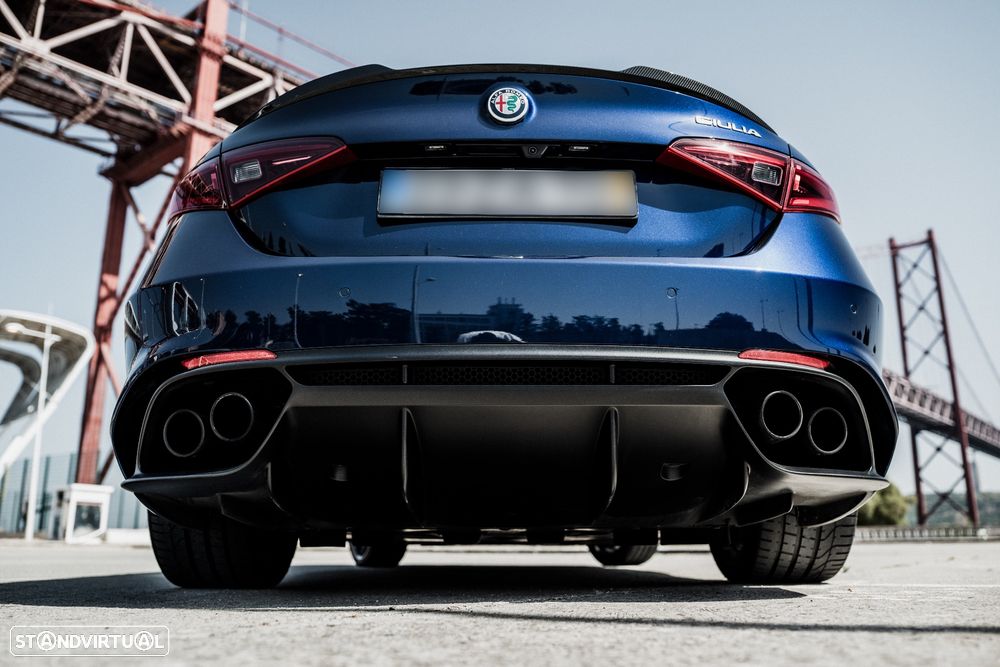 Alfa Romeo Giulia 2.9 Bi-Turbo Quadrifoglio AT8 - 15