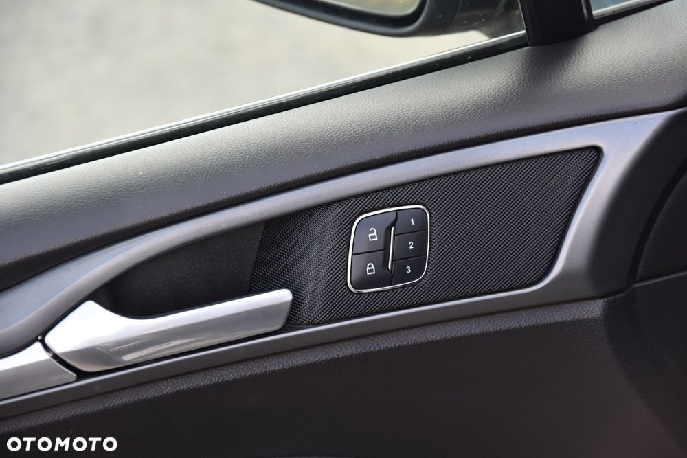 Ford Mondeo 2.0 TDCi STart-Stopp PowerShift-Aut Titanium - 17