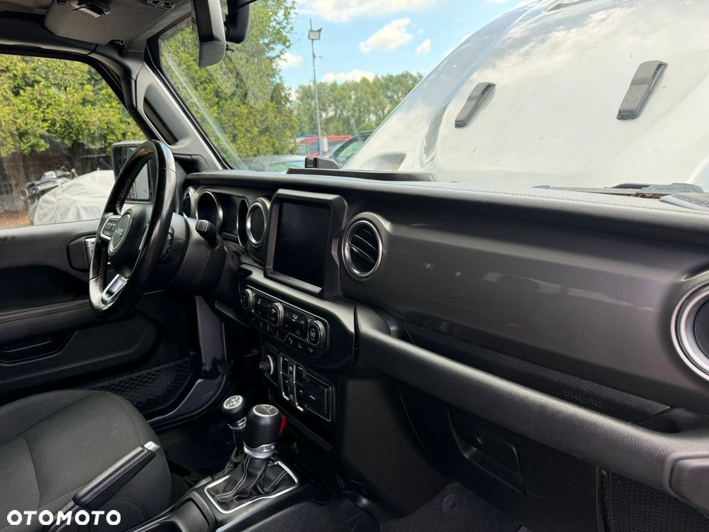 Jeep Gladiator 3.0 V6 MultiJet Overland - 19