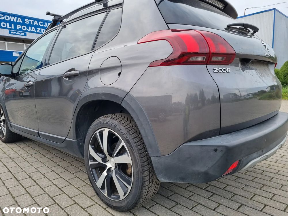 Peugeot 2008 PureTech 130 GT - 6