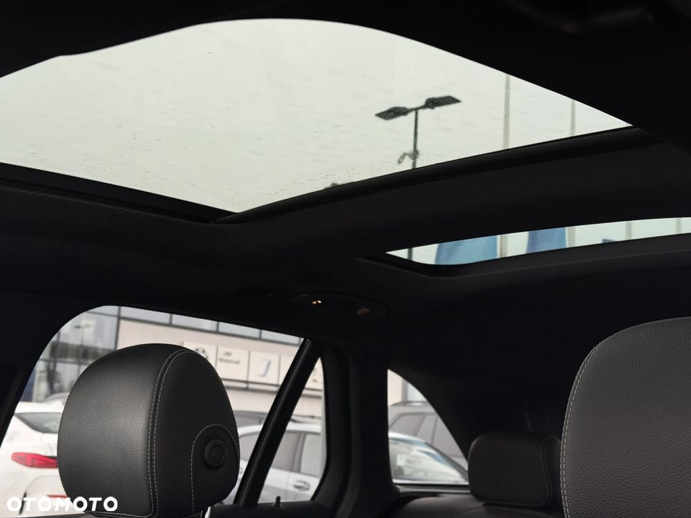 Mercedes-Benz GLC 300 4Matic 9G-TRONIC - 30