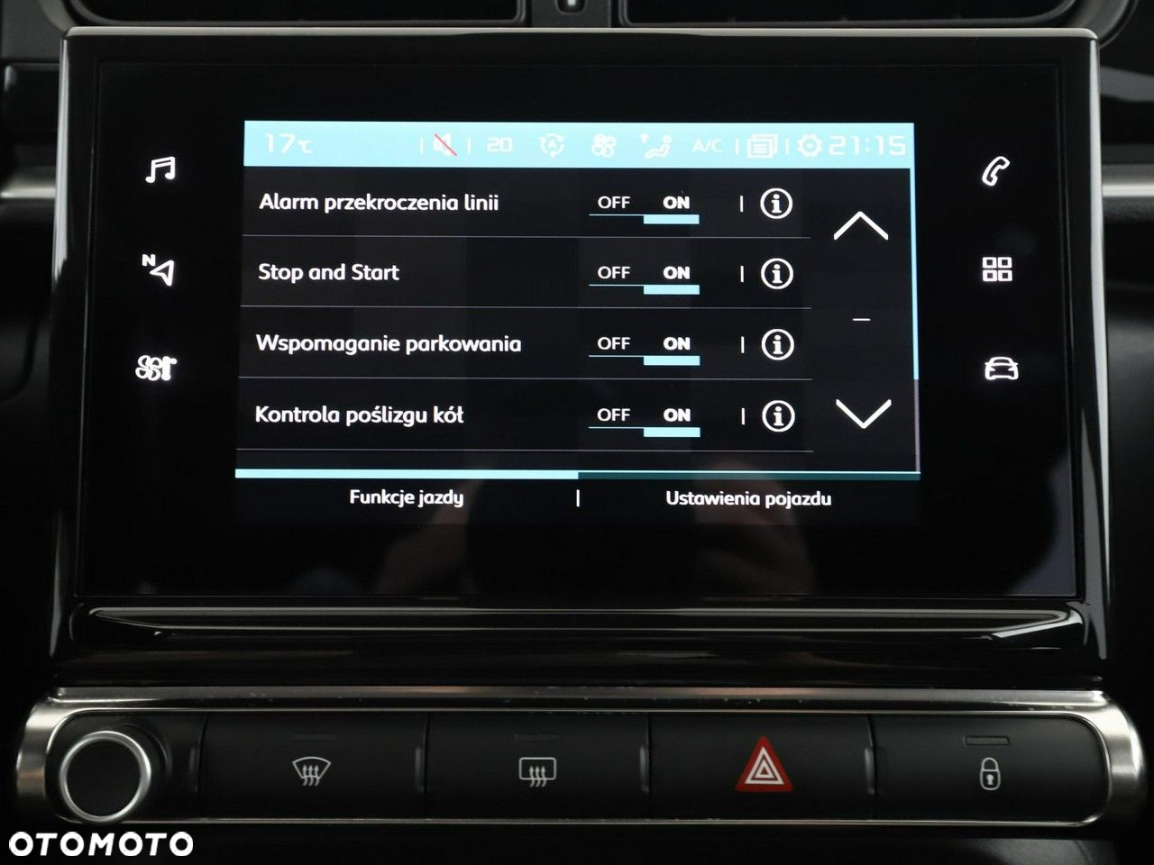 Citroën C3 1.2 PureTech Shine - 24