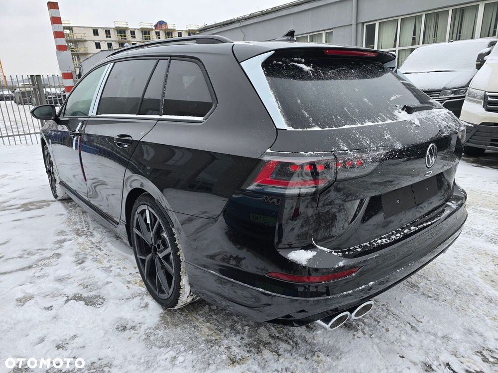 Volkswagen Golf - 14