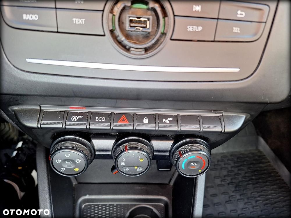 Dacia Duster 1.0 TCe Essential - 22