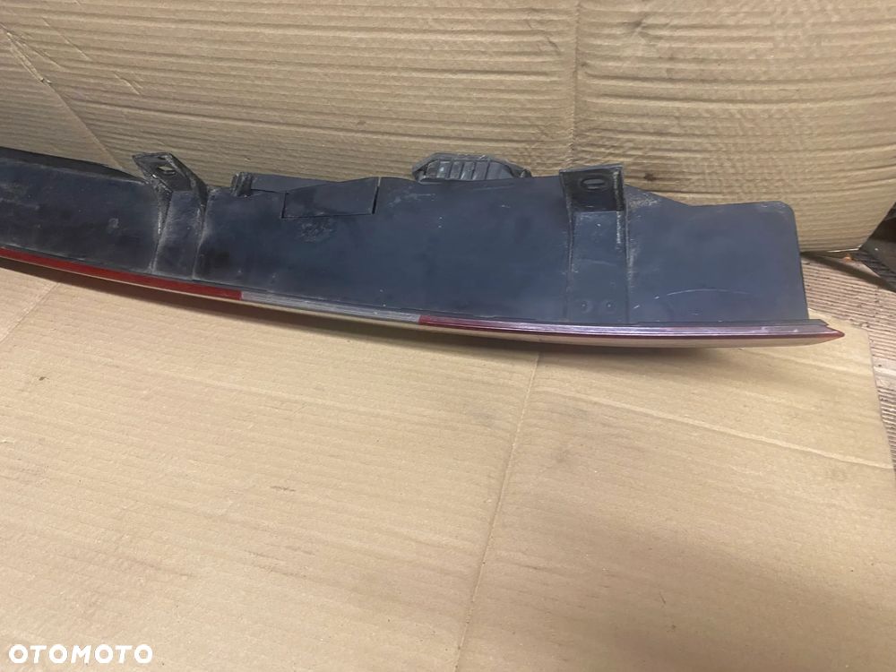 LAMPA TYLNA PRAWA MERCEDES VANEO W414 A4148200064 - 8
