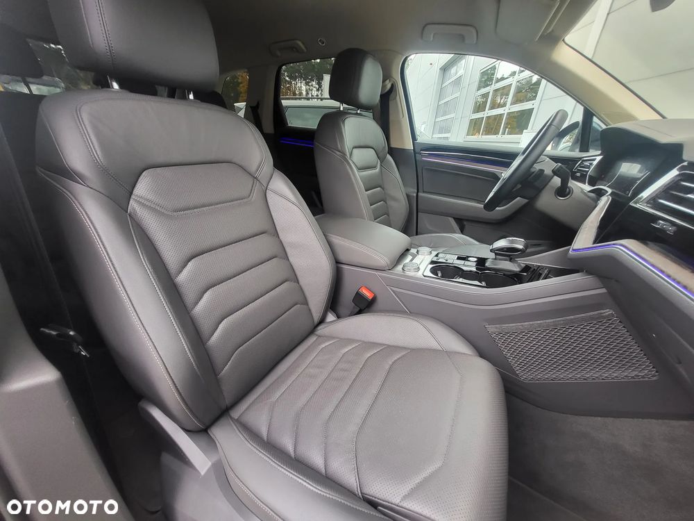 Volkswagen Touareg 3.0 V6 TDI SCR 4Mot Atmosphere - 38