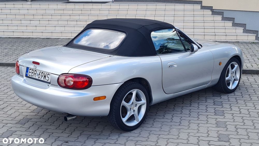 Mazda MX-5 1.9i 16V Sportive - 30