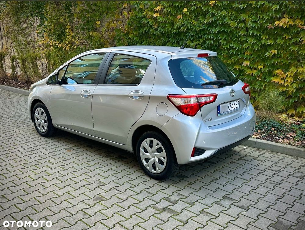Toyota Yaris 1.5 Premium - 6