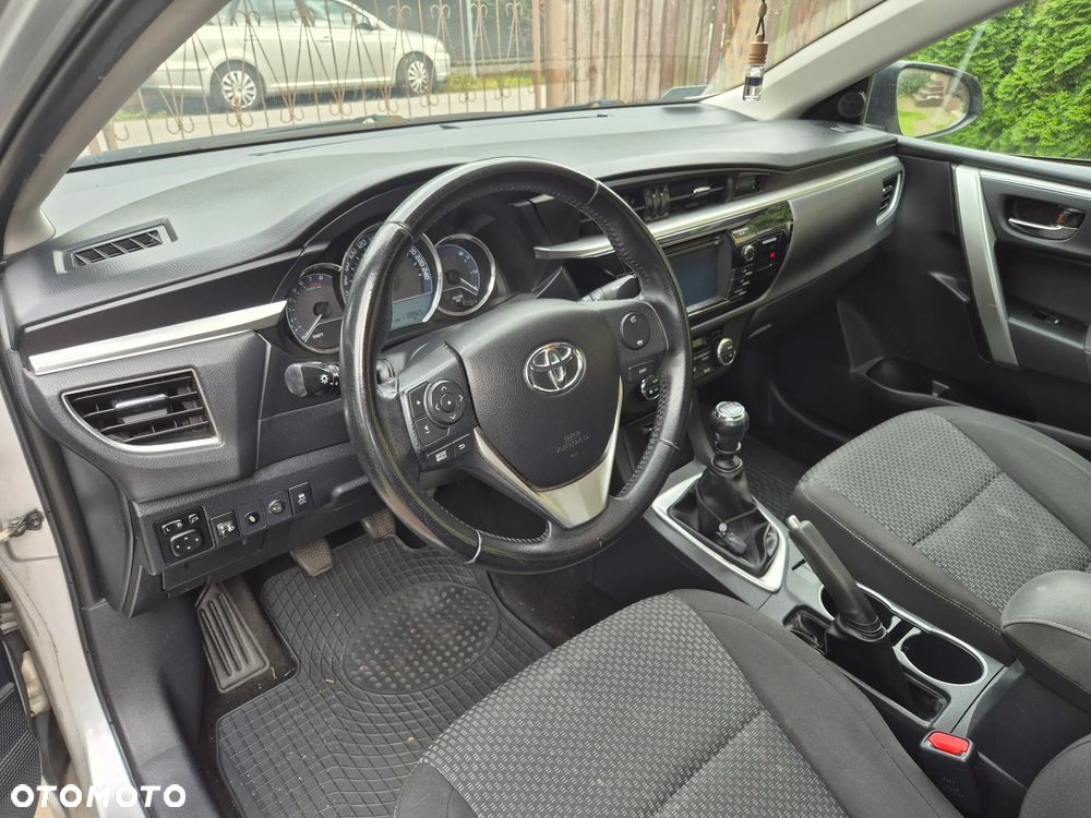 Toyota Corolla 1.6 Premium EU6 - 7