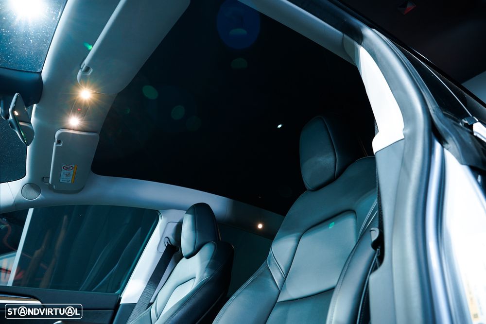 Tesla Model Y Tração Traseira - 10