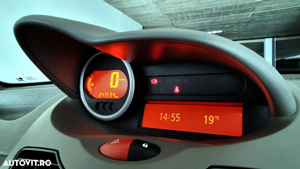 Renault Twingo dCi 75 Expression - 16