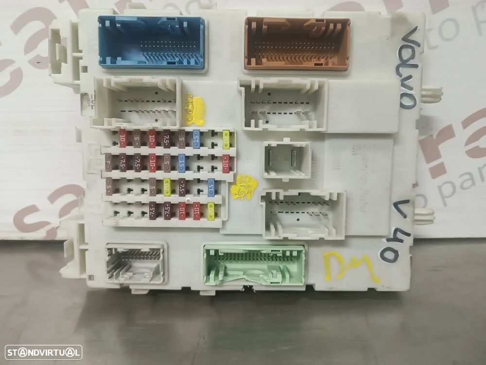 CAIXA DE FUSIVEIS VOLVO V40 REF. 31394964 - 3