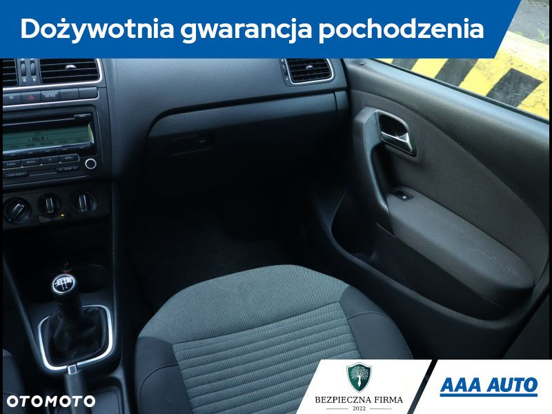 Volkswagen Polo - 9