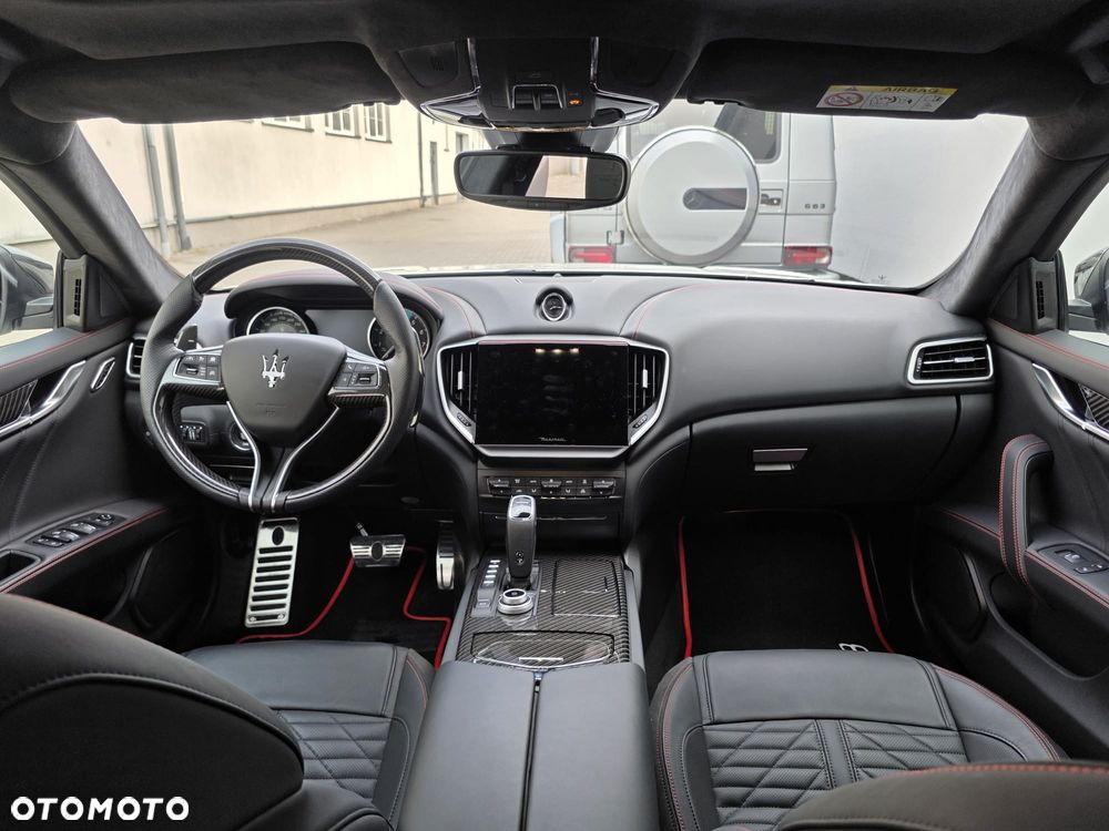 Maserati Ghibli - 23