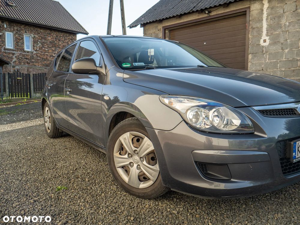Hyundai i30 1.4 Base - 16