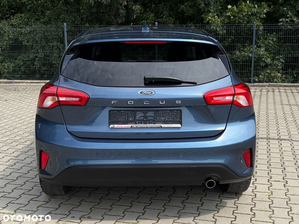 Ford Focus 1.0 EcoBoost Trend - 29