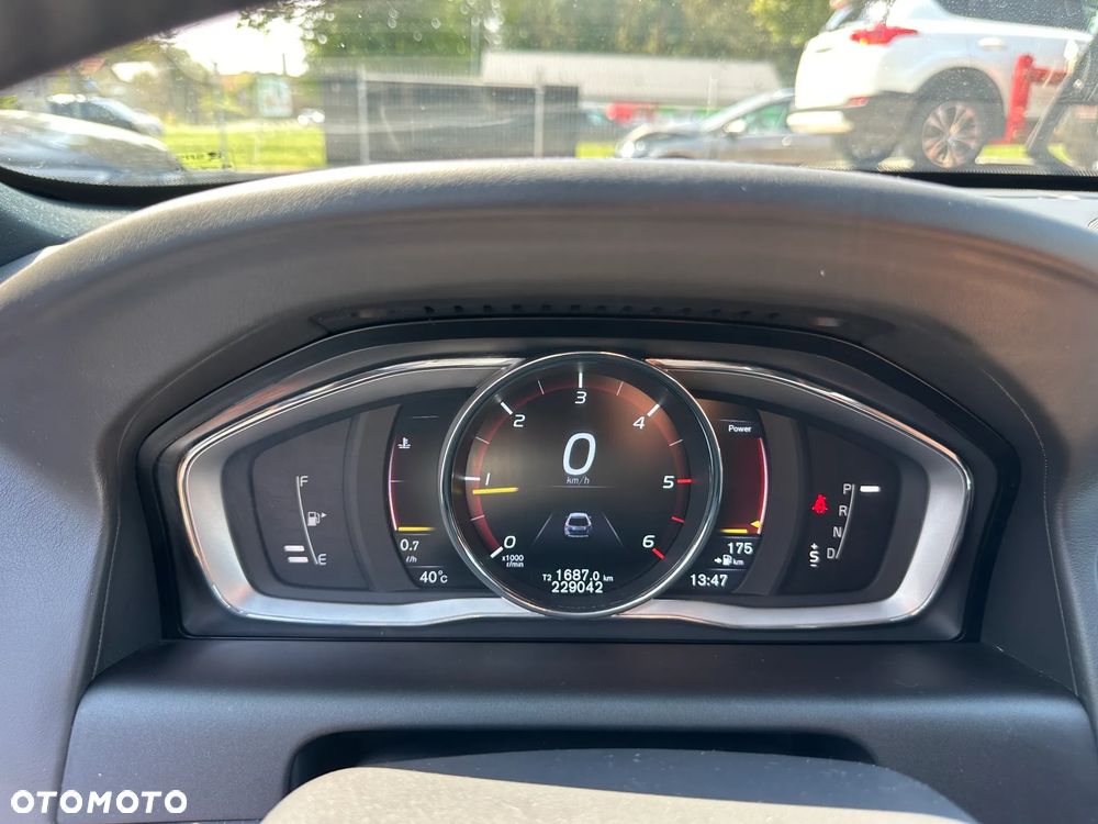 Volvo XC 60 - 19