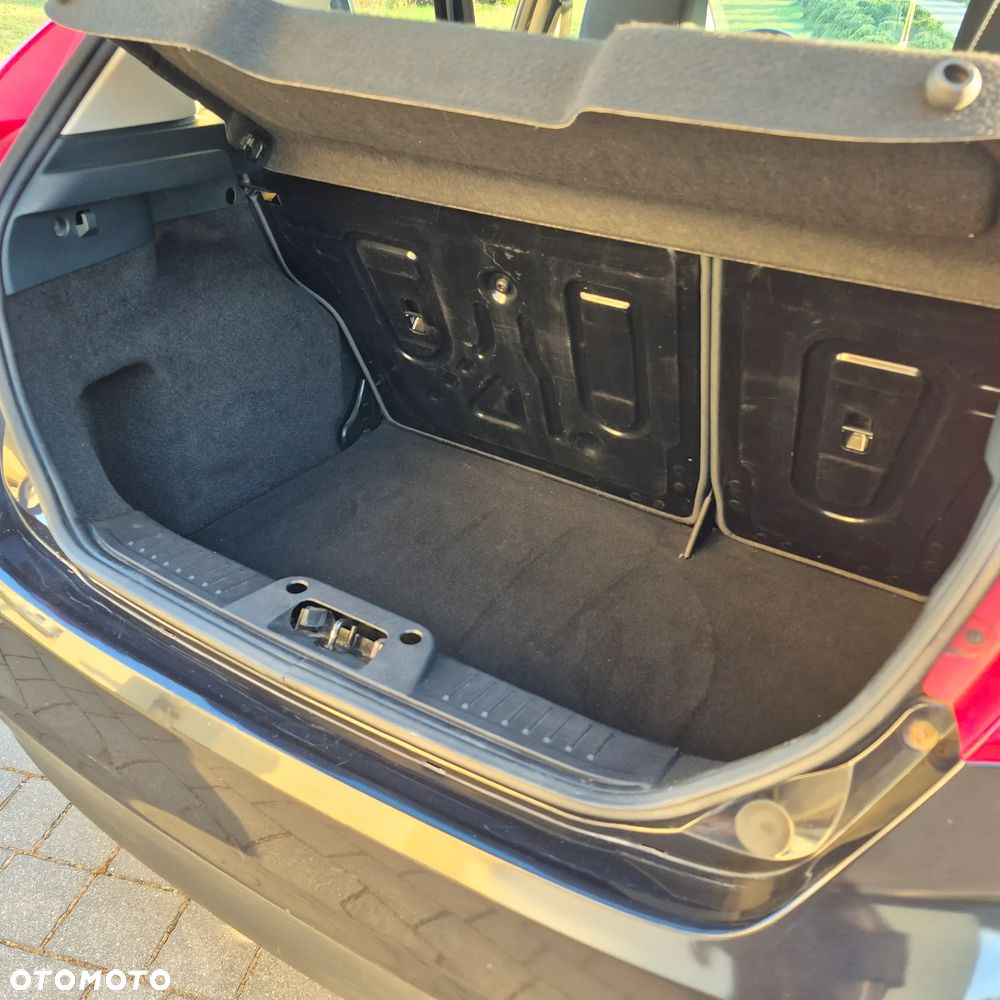 Ford Fiesta 1.25 Ambiente - 11