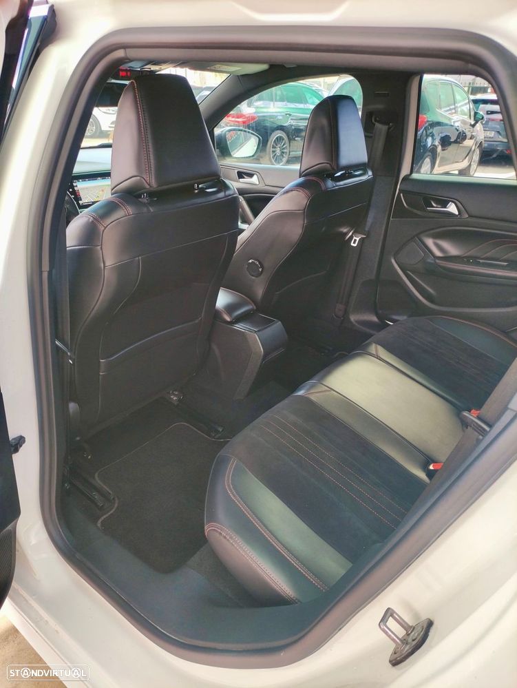 Peugeot 308 SW 1.6 BlueHDi GT Line - 16