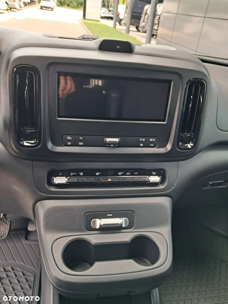 Mercedes-Benz Vito Tourer L2 Pro 9G-Tronic 447.703 - 25