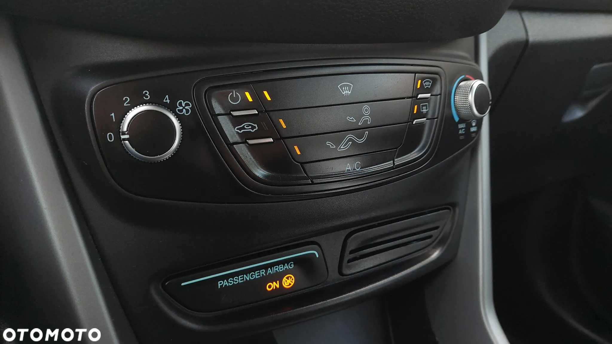 Ford B-MAX 1.0 EcoBoost Trend - 27
