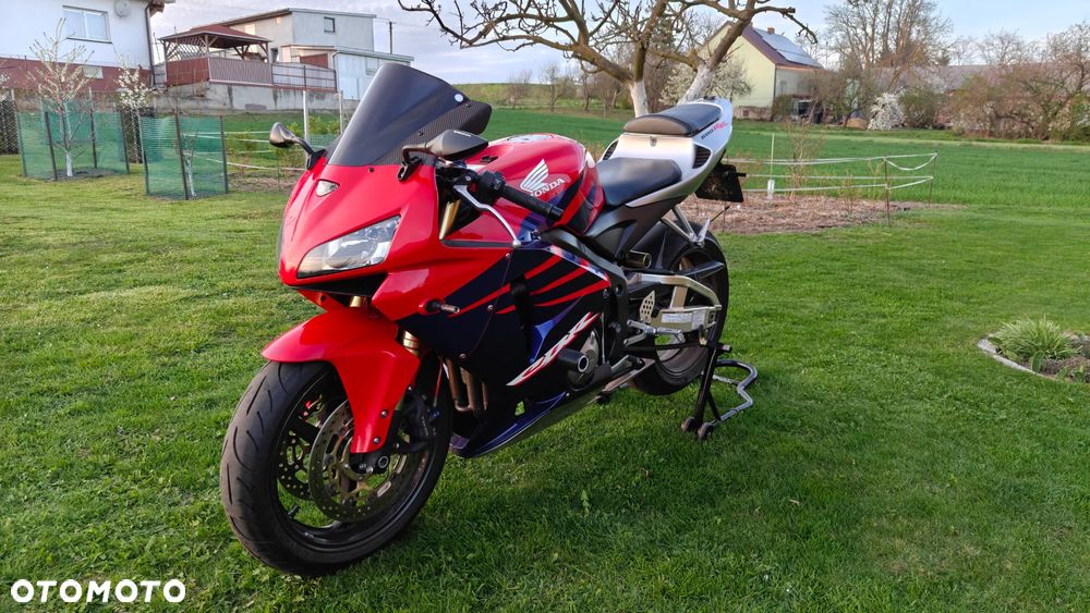 Honda CBR - 6