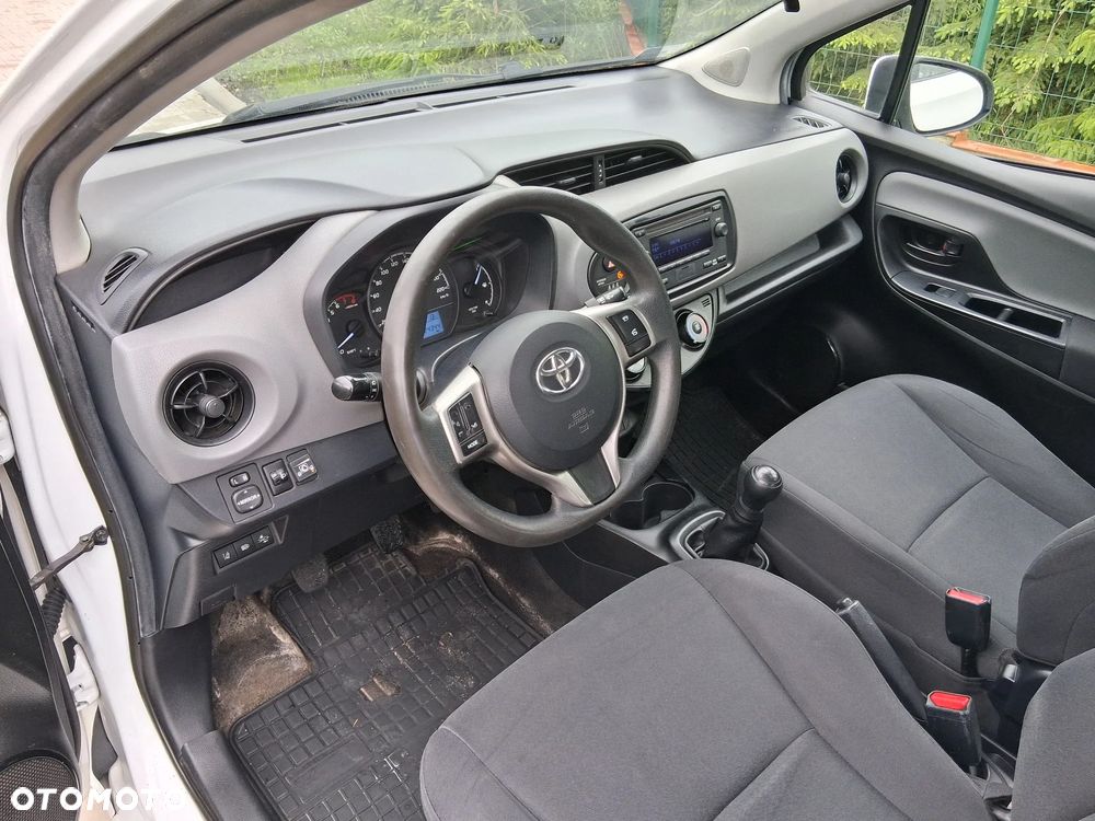 Toyota Yaris 1.0 Active - 10