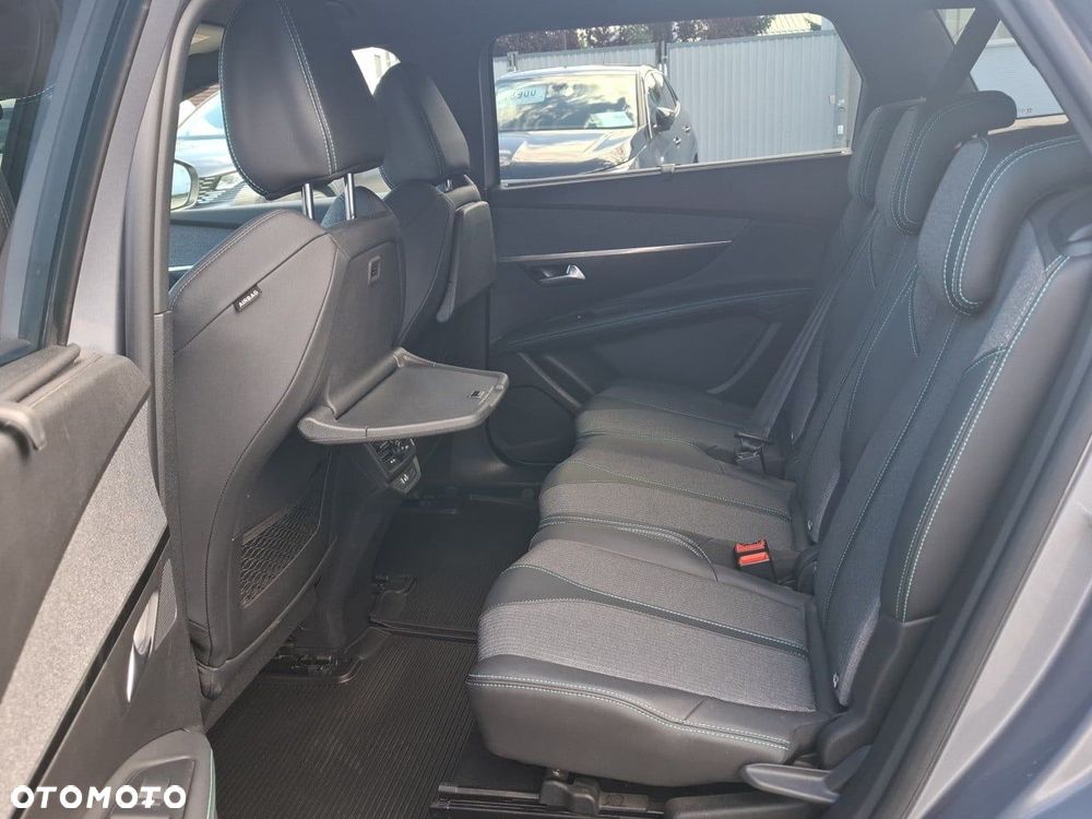 Peugeot 5008 1.2 PureTech mHEV Allure Pack S&S e-DCS6 - 12