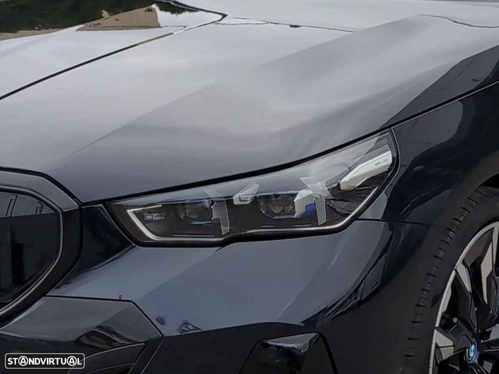 BMW i5 eDrive40 Pack Desportivo M Pro - 3