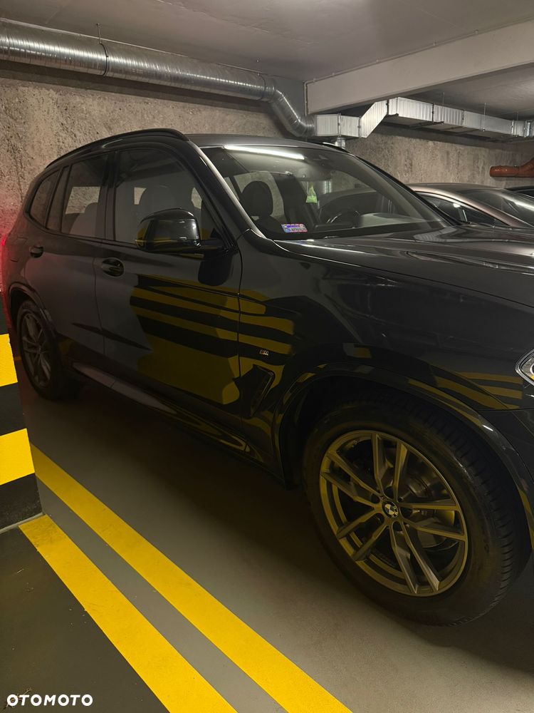 BMW X3 xDrive20i mHEV - 12