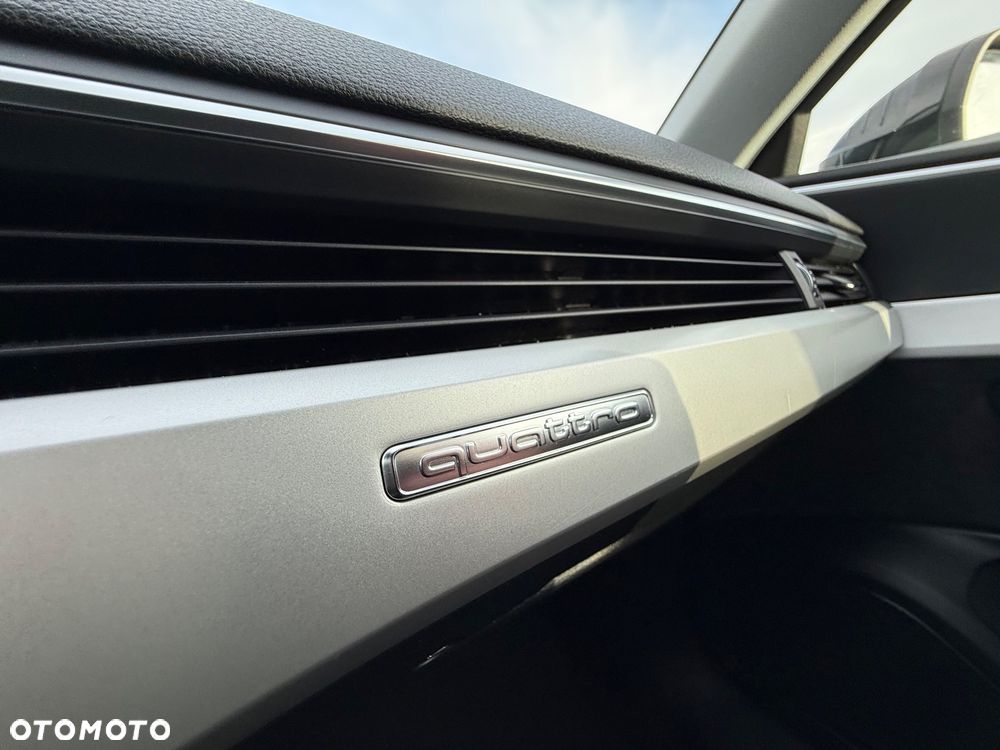 Audi A4 Avant 40 TDI Quattro S Line S tronic - 23