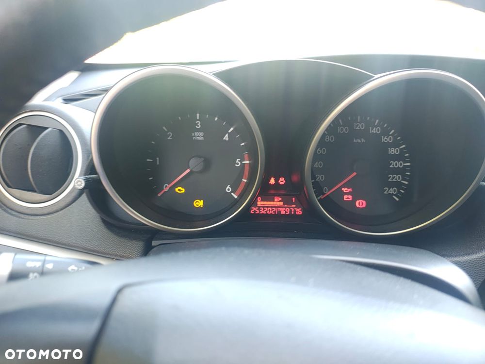 Mazda 3 1.6 CD Exclusive - 4