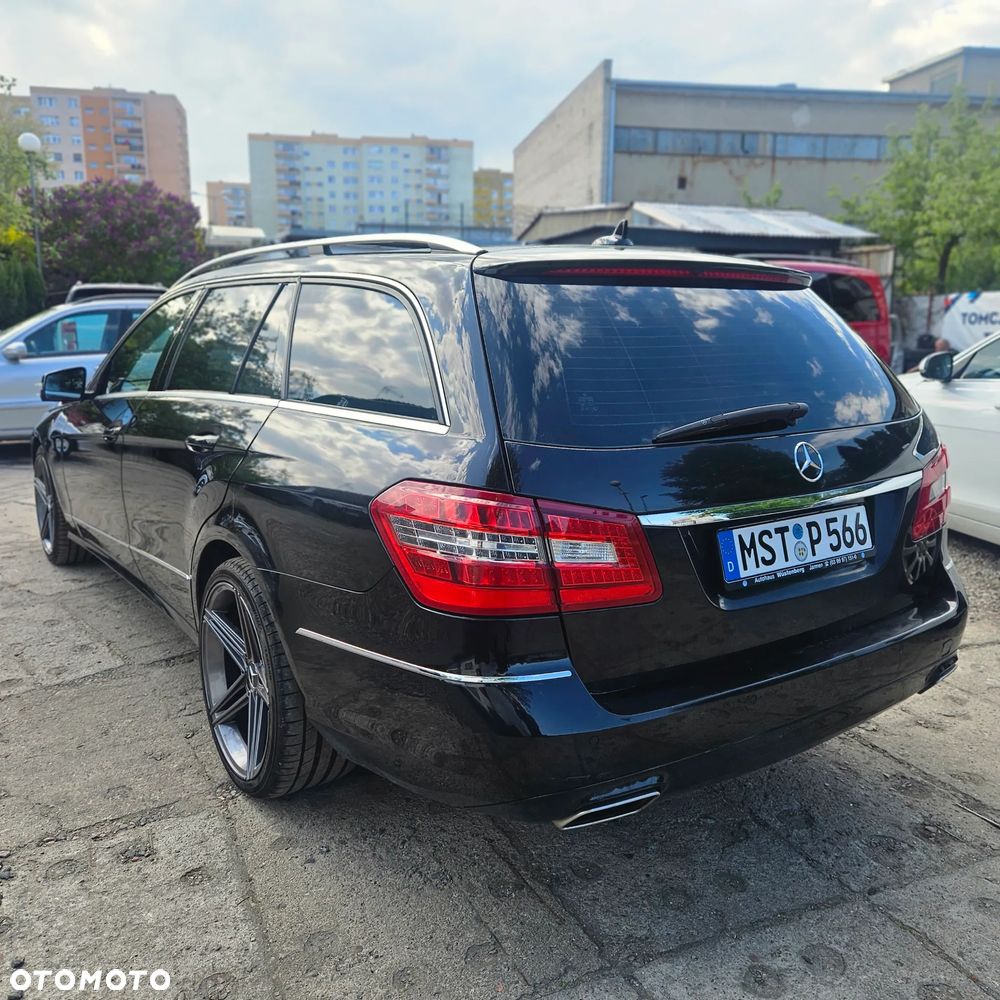 Mercedes-Benz Klasa E 350 CDI DPF BlueEFFICIENCY 7G-TRONIC Avantgarde - 12