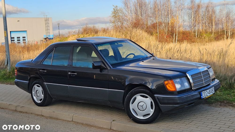 Mercedes-Benz W124 (1984-1993) - 1