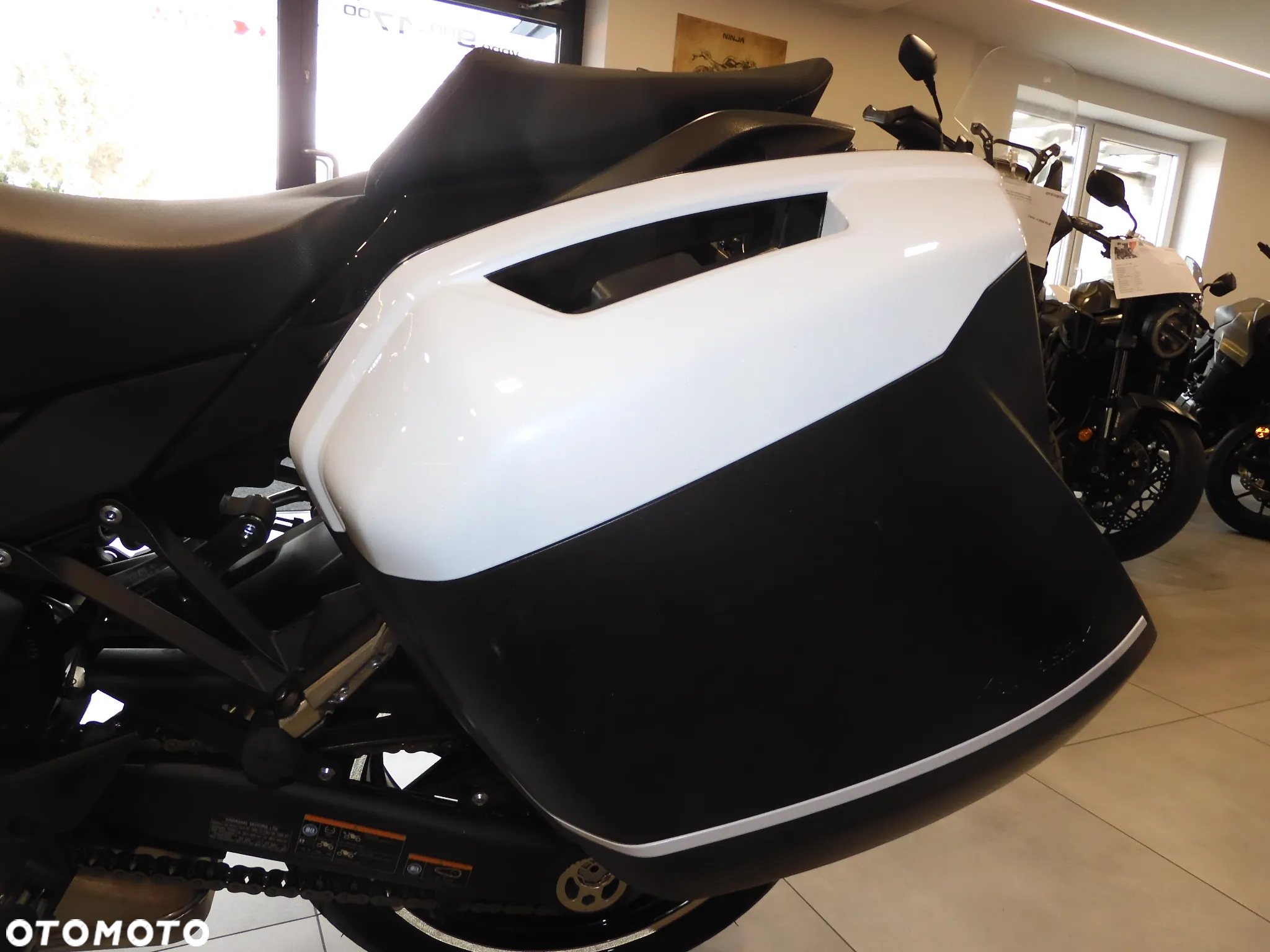 Kawasaki Ninja 1000 SX - 38