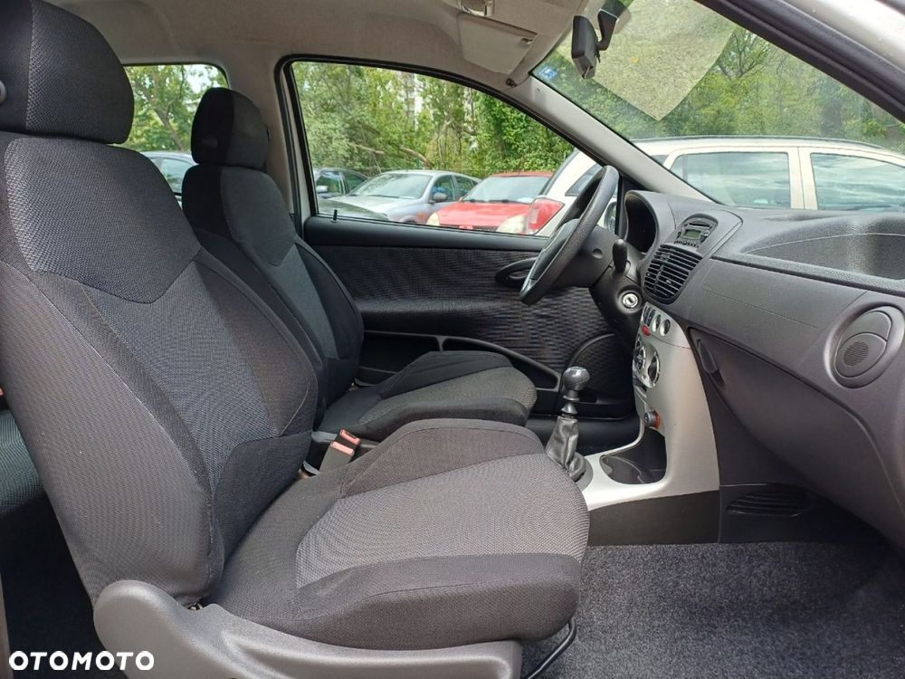 Fiat Punto - 8