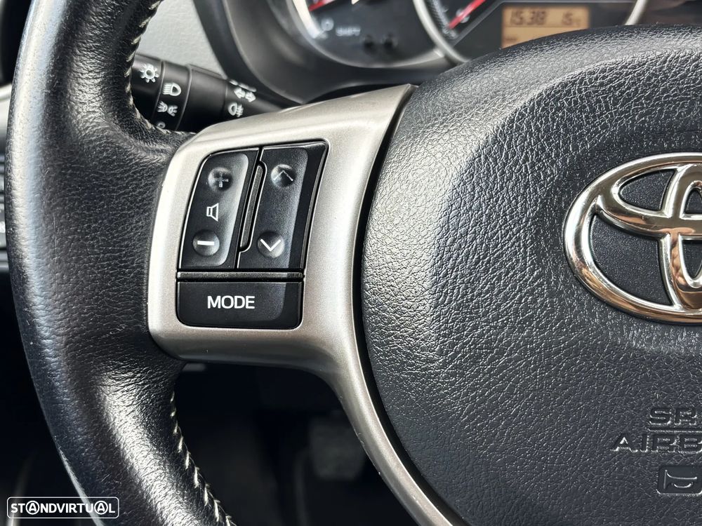 Toyota Yaris 1.4 D-4D Comfort+P.Style - 19