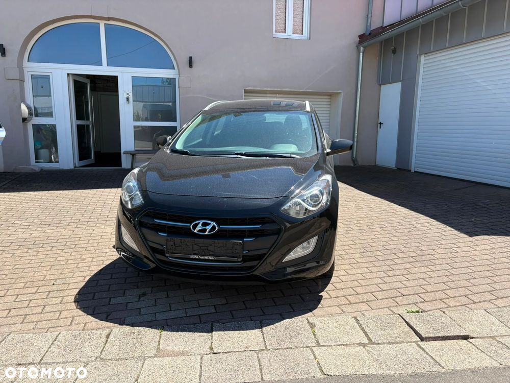 Hyundai i30 1.6 Premium - 1