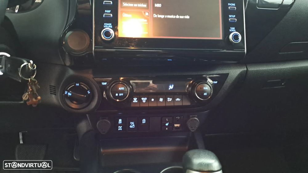 Toyota Hilux 4x4 Cabine Dupla Auto Executive - 23