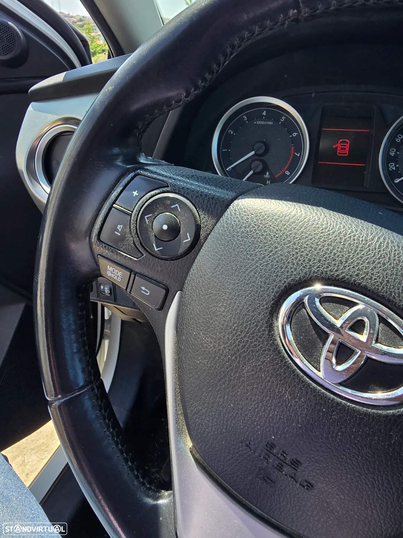 Toyota Auris Touring Sports 1.6 VVT-i Exclusive - 9