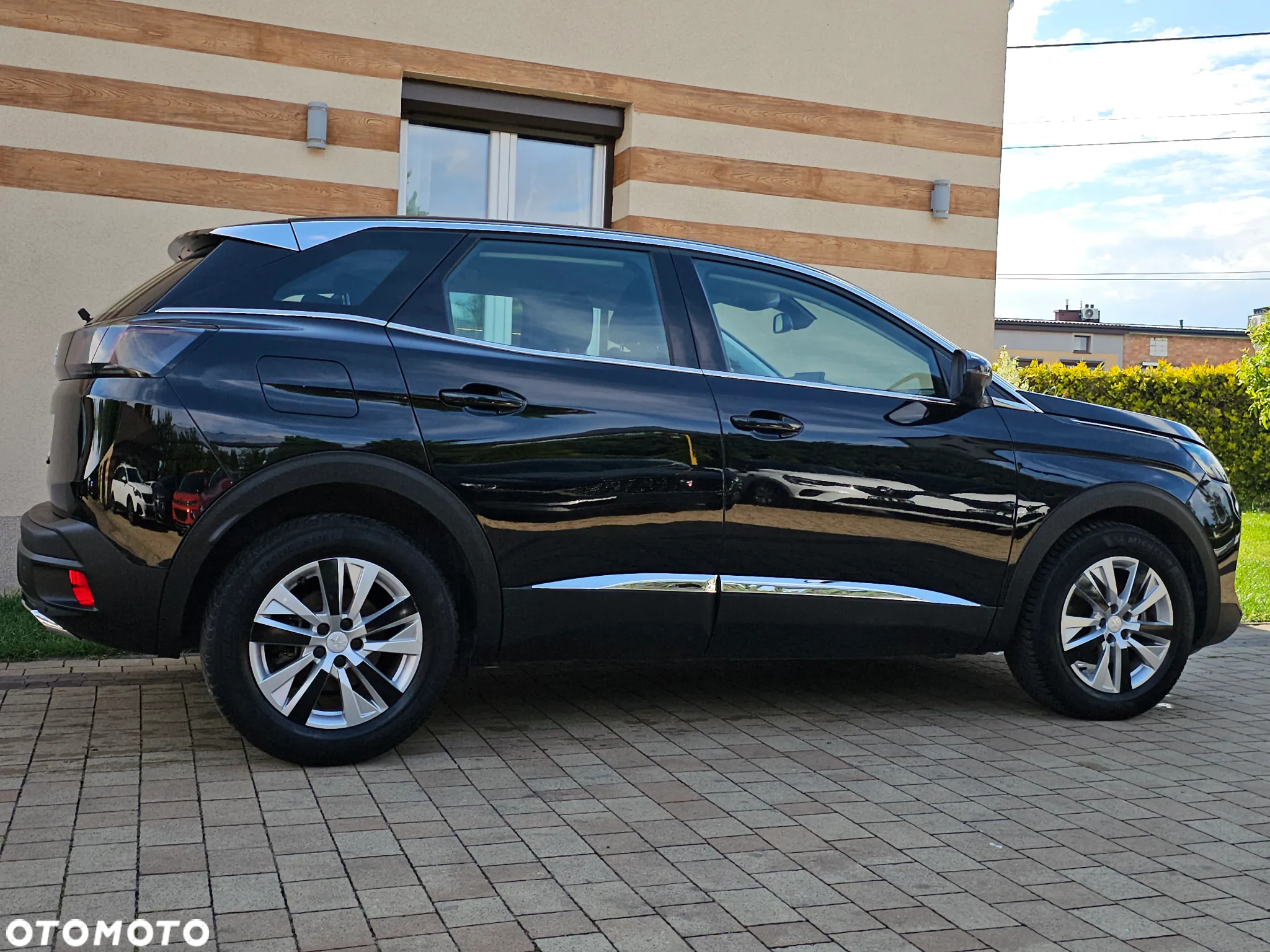 Peugeot 3008 1.5 BlueHDi Allure S&S - 8