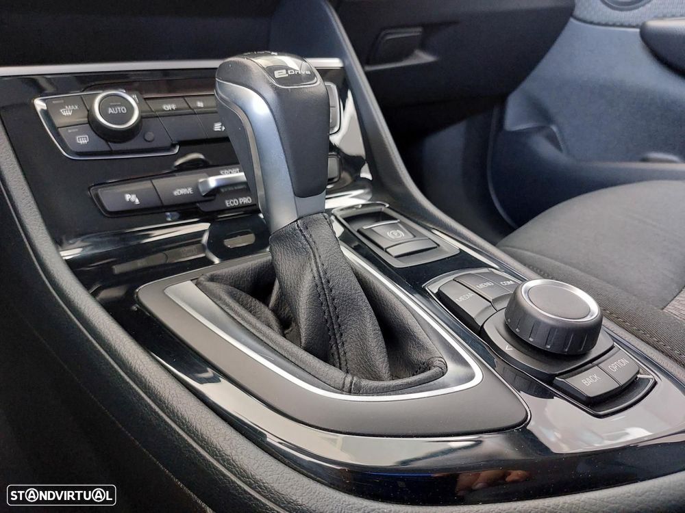 BMW 225xe Active Tourer Advantage - 39