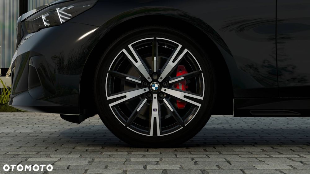 BMW Seria 5 520d xDrive - 5