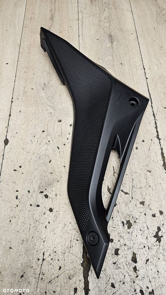 Bok owiewka Yamaha YZF-R 125 MT125  5D7-F1711 - 5