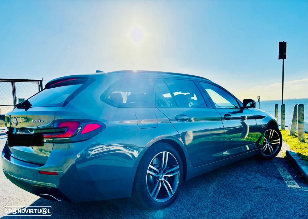 BMW 530 e Line Luxury - 8