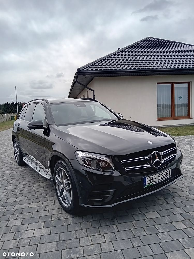 Mercedes-Benz GLC 250 4Matic 9G-TRONIC AMG Line - 18