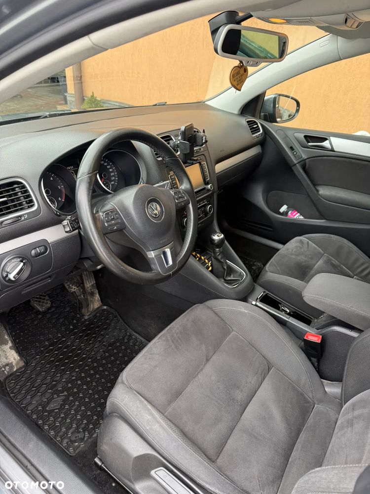 Volkswagen Golf - 29